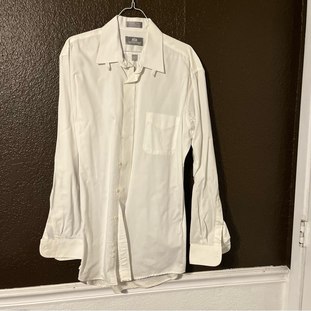 White Button Down Long Sleeve Business / Suit Shirt, Size 16 35, Has Pocket